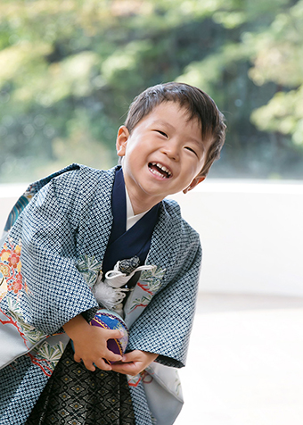 ５歳男の子自然な七五三写真