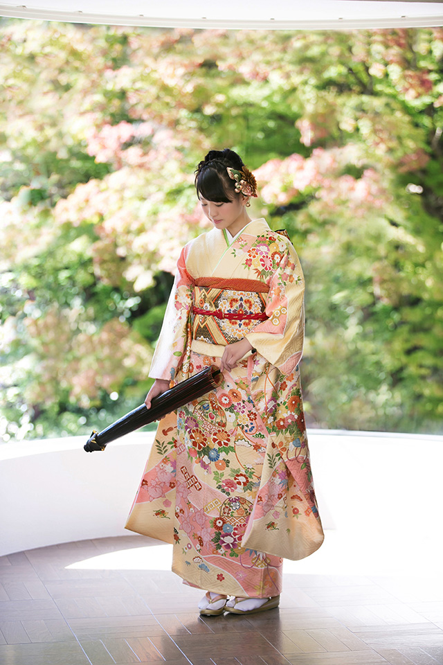 京都の成人式前撮り傘持ち写真